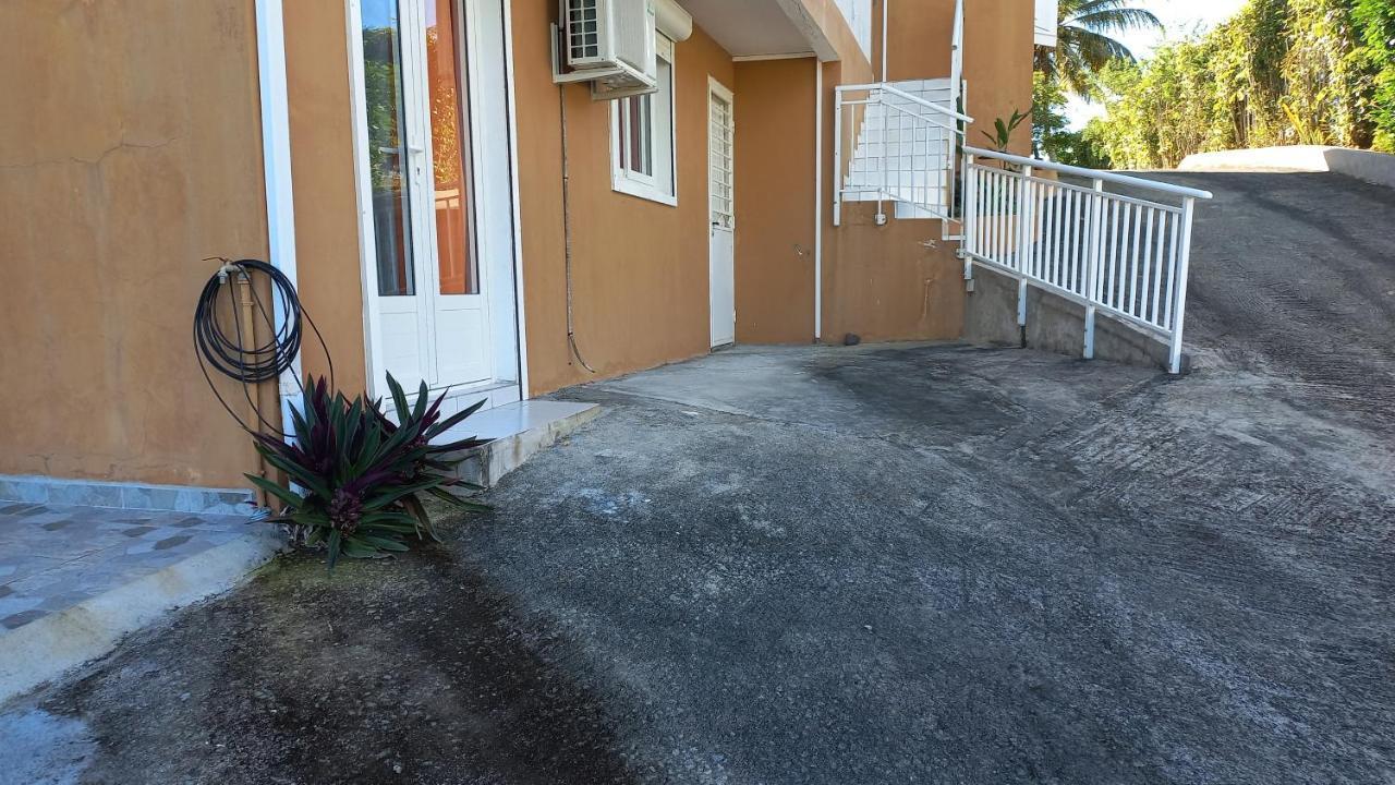 Charmant Petit T2 Dans Maison Vieux-Bourg Exterior photo